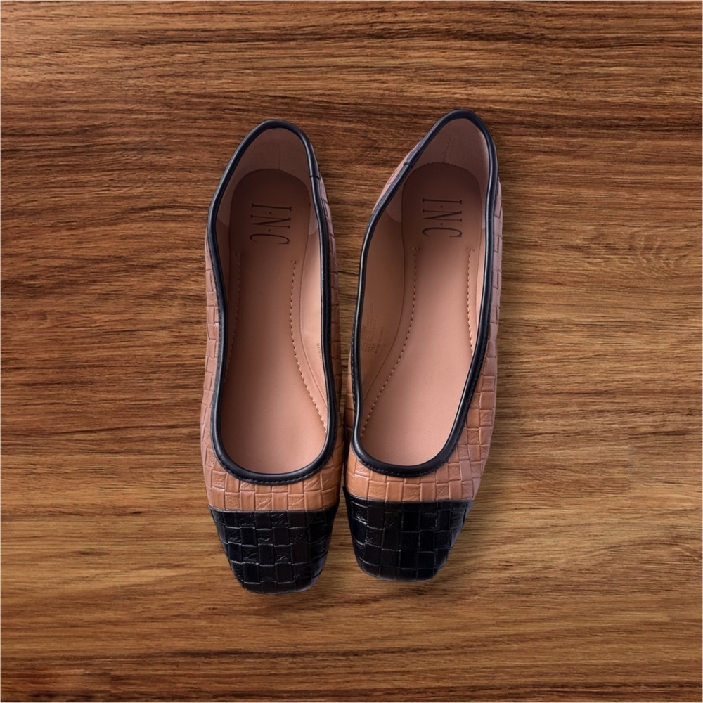 INC International | Jenaya tan / brown & black ballet flat shoes 7M handmade - Picture 1 of 12